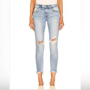 Moussy vintage Jeans with Distressed Design and raw edges